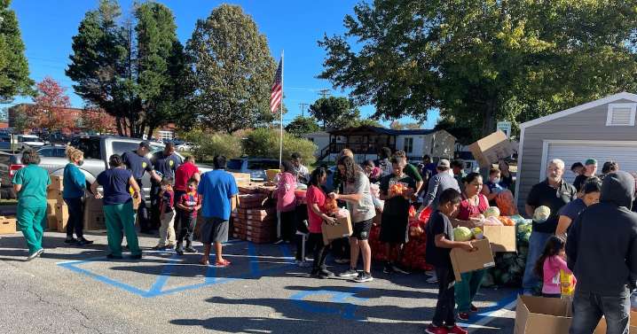 Gwinnett, DeKalb press ahead with plans for food aid despite court orders