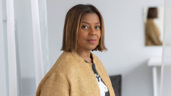 9 wardrobe essentials a midlife stylist recommends to all her clients aged 40+