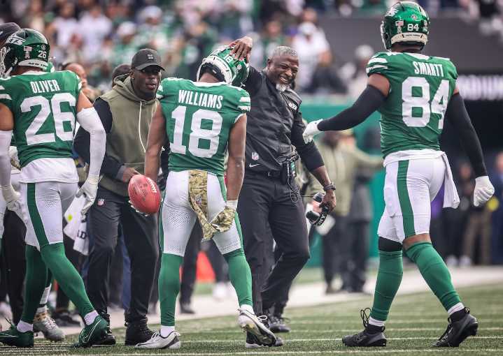 Jets showing real progress under Aaron Glenn, or is it still all about 2026 and beyond?