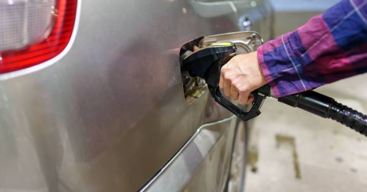 All UK petrol and diesel drivers urged to fill up before Wednesday