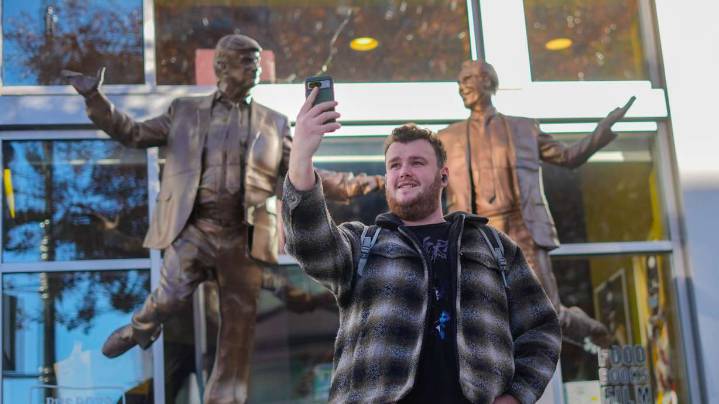 Utahns align with national sentiment on releasing Epstein documents