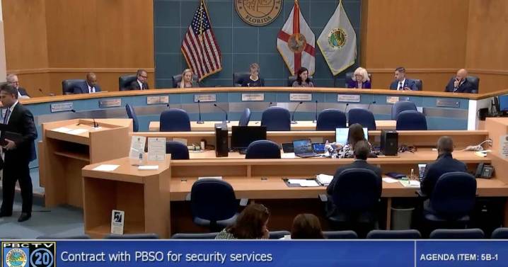 Undisclosed Palm Beach commission security contract approved with sheriff's office