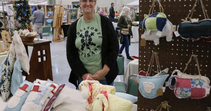 Crafters call weekend's Holiday Market a success