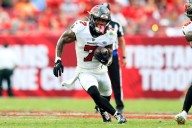 When Will Bucky Irving Return and Be Back? Fantasy Football Injury Update for Week 10 (2025)