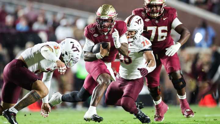 State college football wrapup: Miami, FSU win, Gators, UCF lose