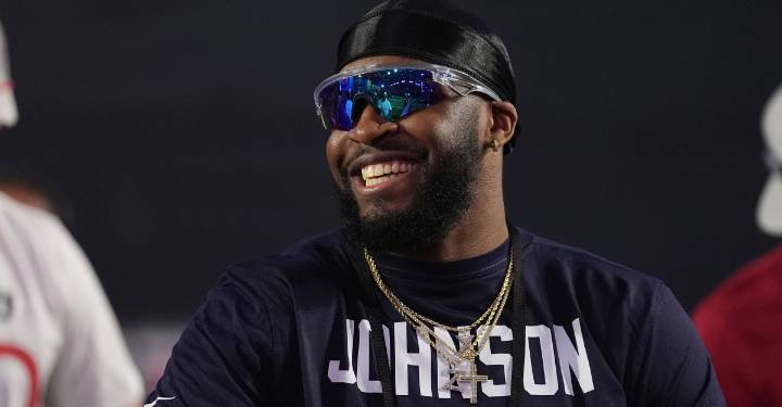 Chicago Bears to activate Jaylon Johnson and Kyler Gordon