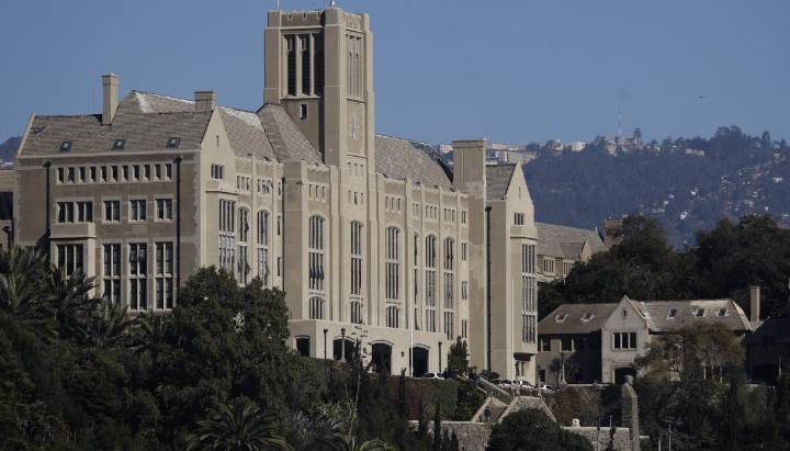 Profesor fue atacado por un alumno al interior de la casa central de la U. Santa María en Valparaíso