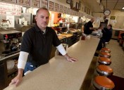 Restaurant owner announces 2026 gubernatorial bid