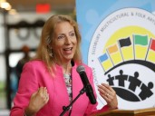 France Gelinas says province refuses to fund small