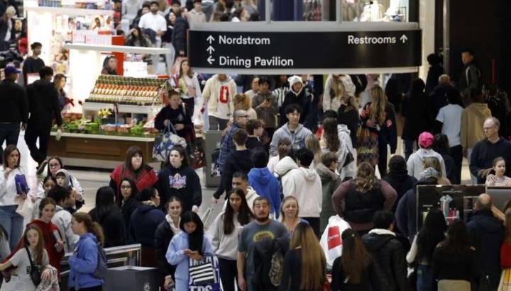 Black Friday shopping less about deals than ‘time with family’