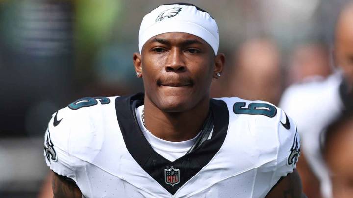 DeVonta Smith gets concerning injury update for Eagles