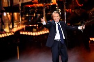 Raphael, 2025 Person of the Year, Delivers a Thrilling Performance at Latin Grammys