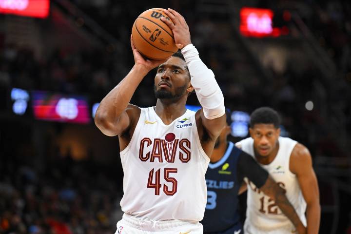 DraftKings Promo Code: Get $200 Bonus For NBA Cup, CFB, NFL Week 12 Games