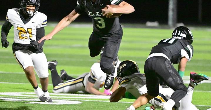 Collin Sinclair returns from injury scare to lead Orchard Farm past University City