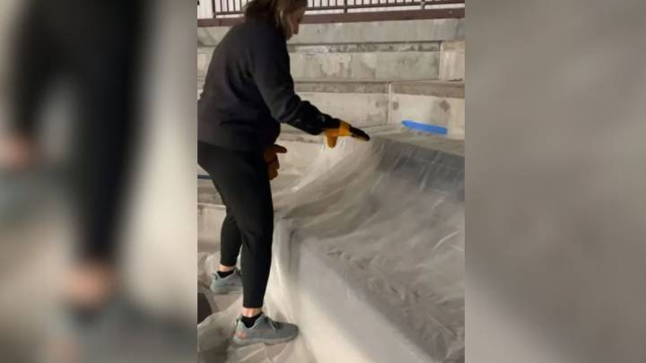 Construction Crew In Texas Finds A Mysterious Creature Under A Tarp And Acts Fast