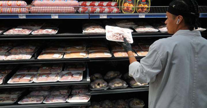 FACT FOCUS: Trump says Thanksgiving dinner will cost 25% less this year. His numbers are misleading