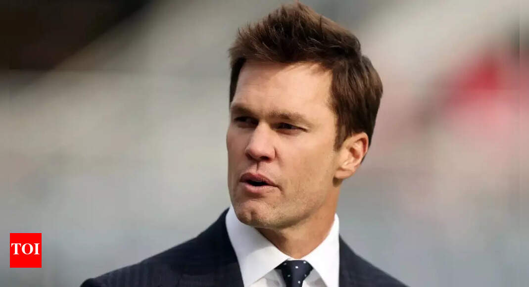 Tom Brady says the quiet part out loud after FOX Sports swaps Mark Sanchez for Drew Brees