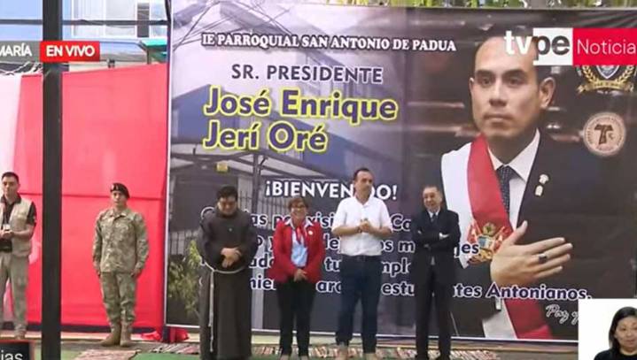 Presidente José Jerí lidera izamiento de bandera en el colegio San Antonio de Padua