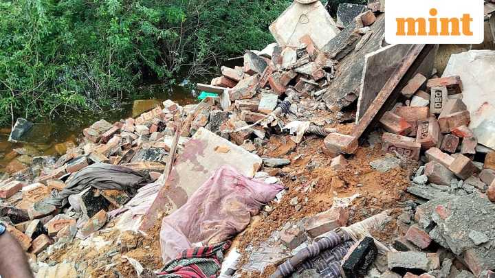 Five members of family, including 3 children, die after roof of house collapses