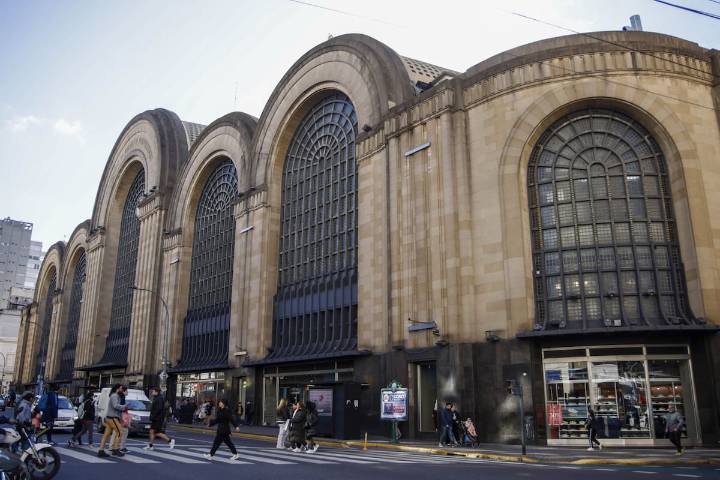 Una zona que supo ser una vibrante postal porteña y hoy está acechada por la inseguridad creciente