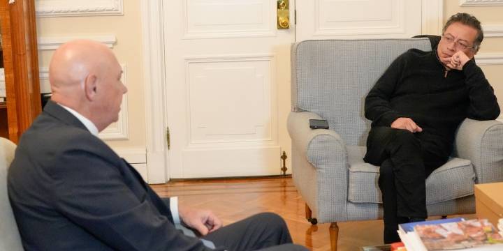 El embajador (e) de Estados Unidos en Colombia, John McNamara volvió a referirse a la inclusión de Petro en la Lista Clinton: “No por asuntos políticos, nada que ver”