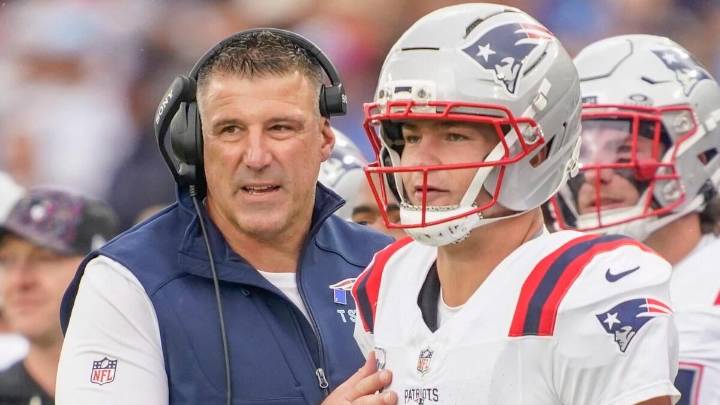 NFL midseason team grades: Colts, Patriots earn 'A' for unexpected rise