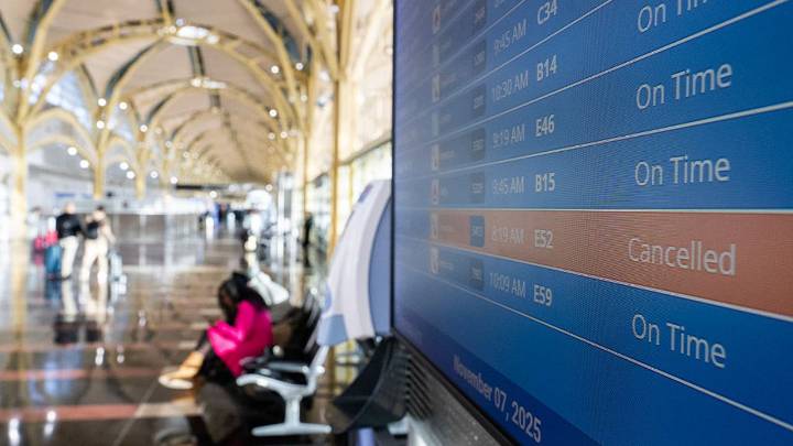 1,000+ flights canceled as FAA reduces traffic in shutdown