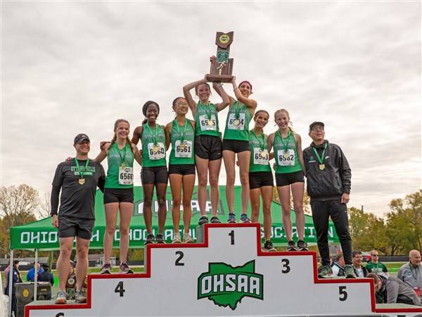 Ottawa Hills wins Ohio Division IV state girls cross country crown