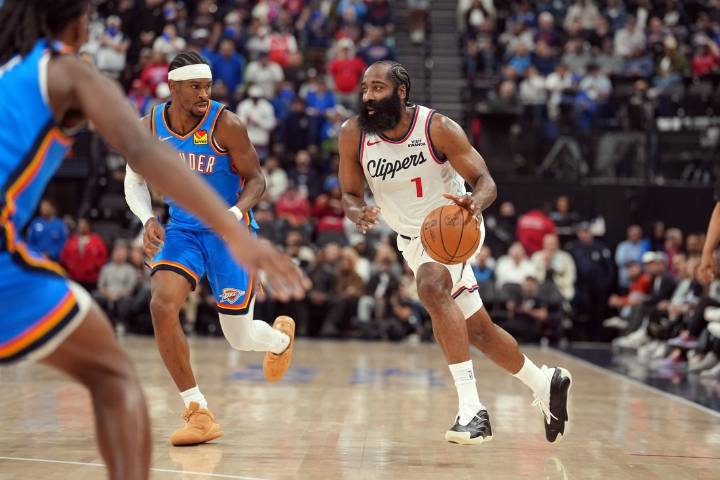 Deadspin | Thunder handle Clippers, off to franchise-record 8-0 start