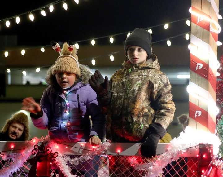 Weather forecast promising for Sudbury's Santa Claus parade   