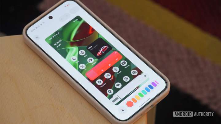 Google’s new Pixel Studio-powered screenshot editor is starting to roll out