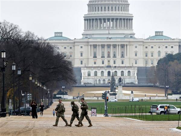 Afghan national in custody after shooting of 2 National Guard members near White House