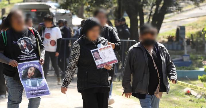 ¡Hasta encontrarlos! Exhuman restos de fosa común en el Panteón de Dolores