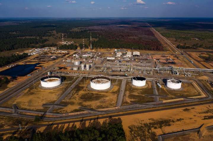 Venezuela denuncia que Estados Unidos usaría “fuerza militar total” para apoderarse de su petróleo