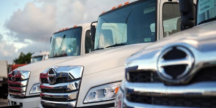 Aranceles del 25% entran en vigor en EEUU para camiones: medida afecta principalmente a México