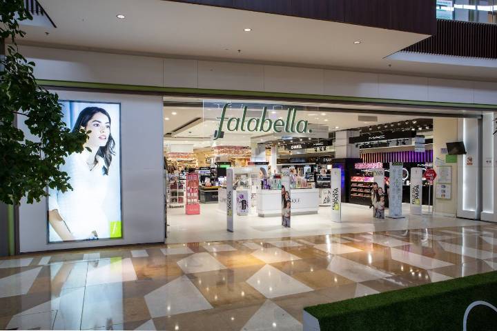 Fontanar reabre sus puertas tras falsa alarma de bomba