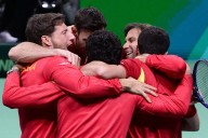 Copa Davis: El cántico de Mar del Plata, las vacaciones de Carreño y la orden de Ferrer: las claves de la gesta de la "España del pueblo" en la Davis