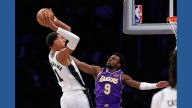 Champagnie misses key last-second free throws, Spurs lose thriller to Lakers