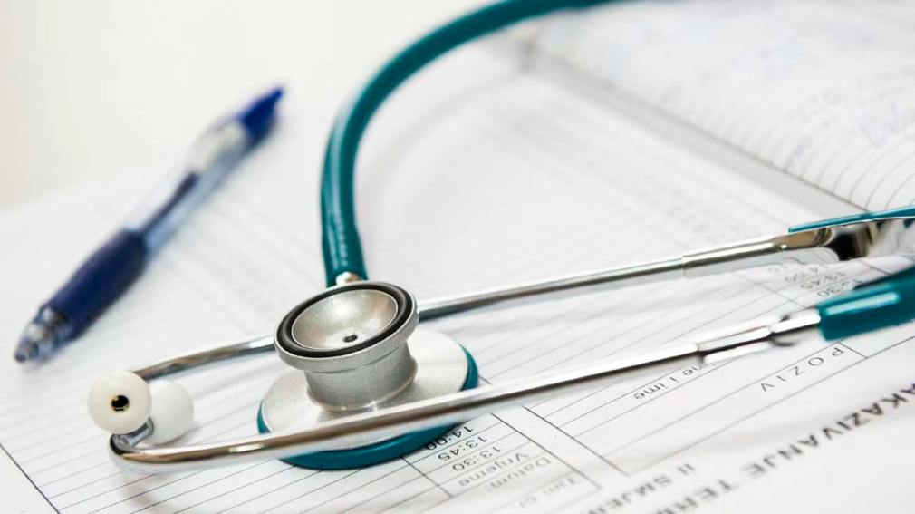 Las prepagas comenzaron a informar los aumentos en las cuotas de diciembre