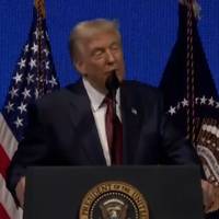 Trump touts economic achievements during Democrat wins