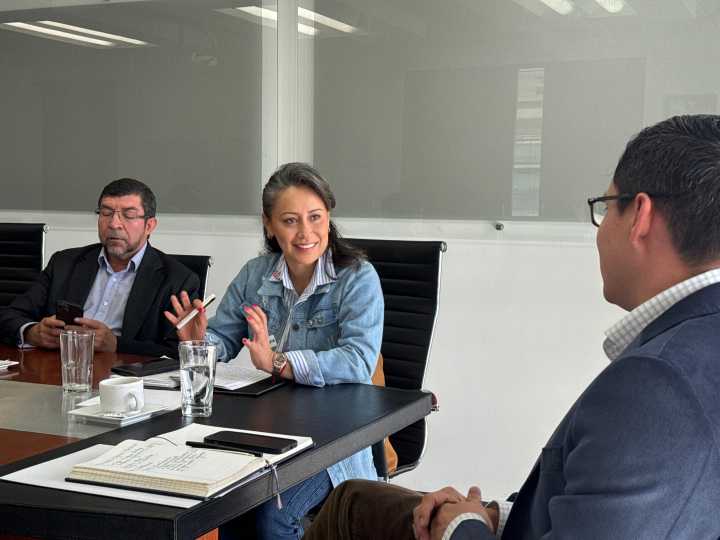 Avanzan estudios y diseños de obras complementarias del corredor vial Aguazul