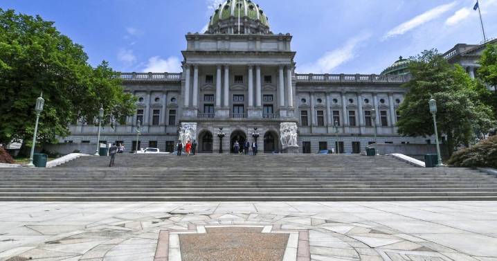 Mandated reporting required for AI child porn under Pa. Senate bill