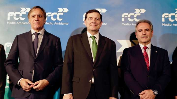 Mañueco reivindica la colaboración público-privada y su utilidad al servicio de las personas