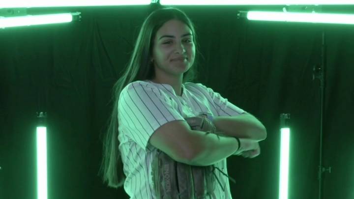 Southwest High School softball standout loses battle with stage 3 ovarian cancer