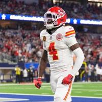 Prescott's Cowboys overcome Mahomes' fourth down magic in 31