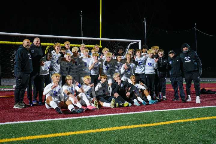 West Springfield boys soccer shuts out Northampton, reaches D