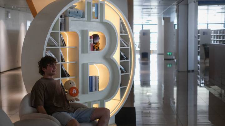 Bitcoin bottom is falling out. Where Katie Stockton says selling may stop