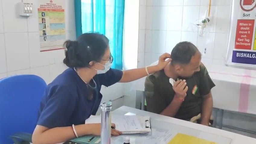 Law and order in Bishalgarh deteriorates: BSF vehicle vandalized, jawans attacked in broad daylight