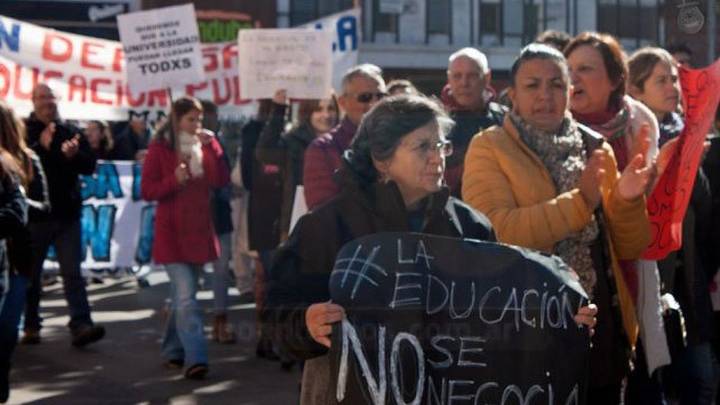 Se inicia un paro universitario de 72 horas en todo el país