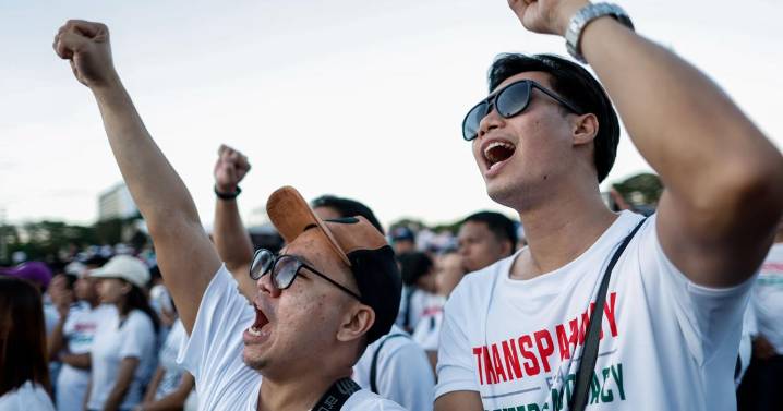 Hundreds of thousands rally in Manila against flood
